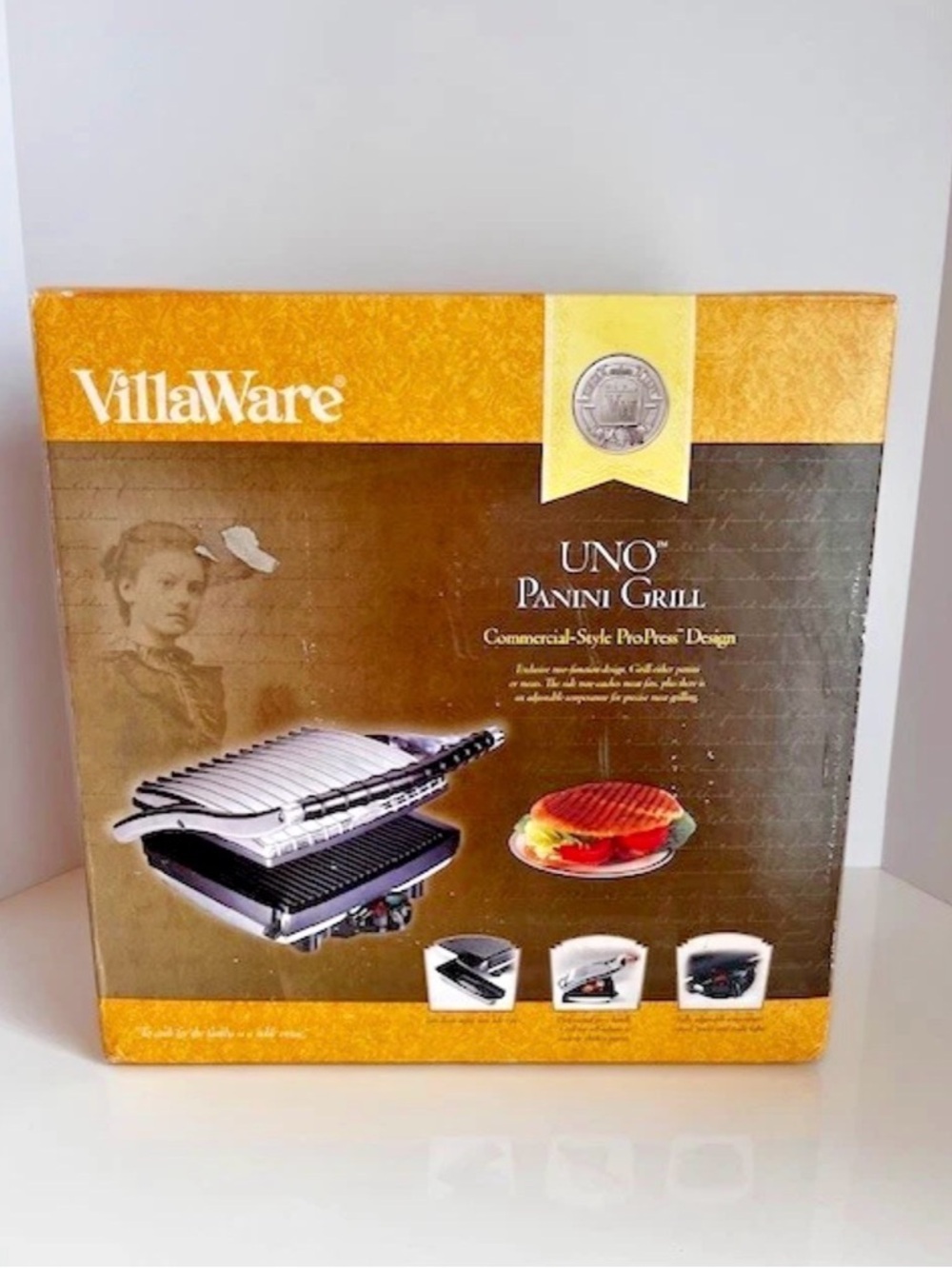 UNO Panini Grill in Silver and Black New in box never used